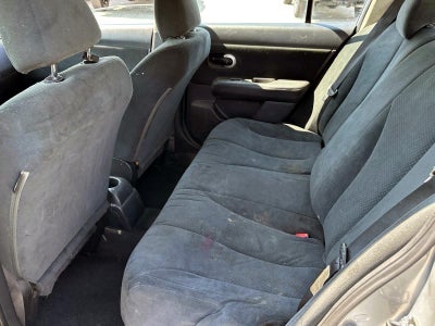 2010 Nissan Versa 1.8 S