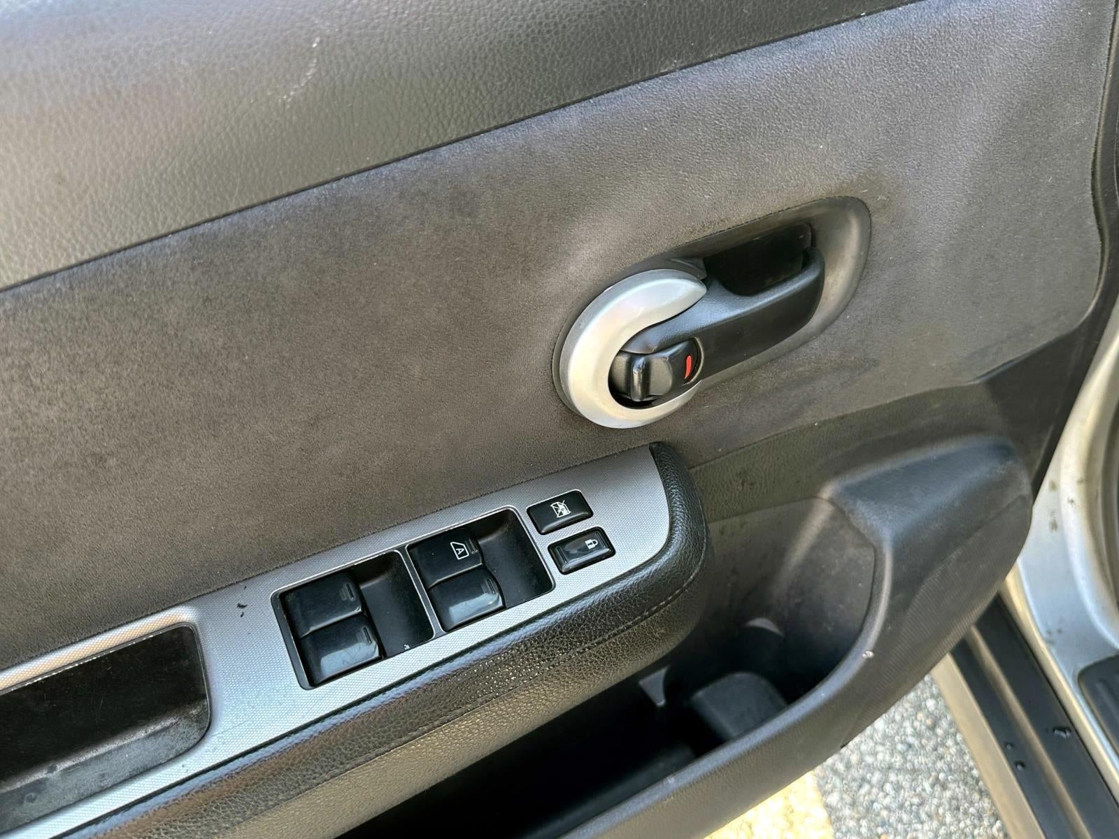 2010 Nissan Versa 1.8 S