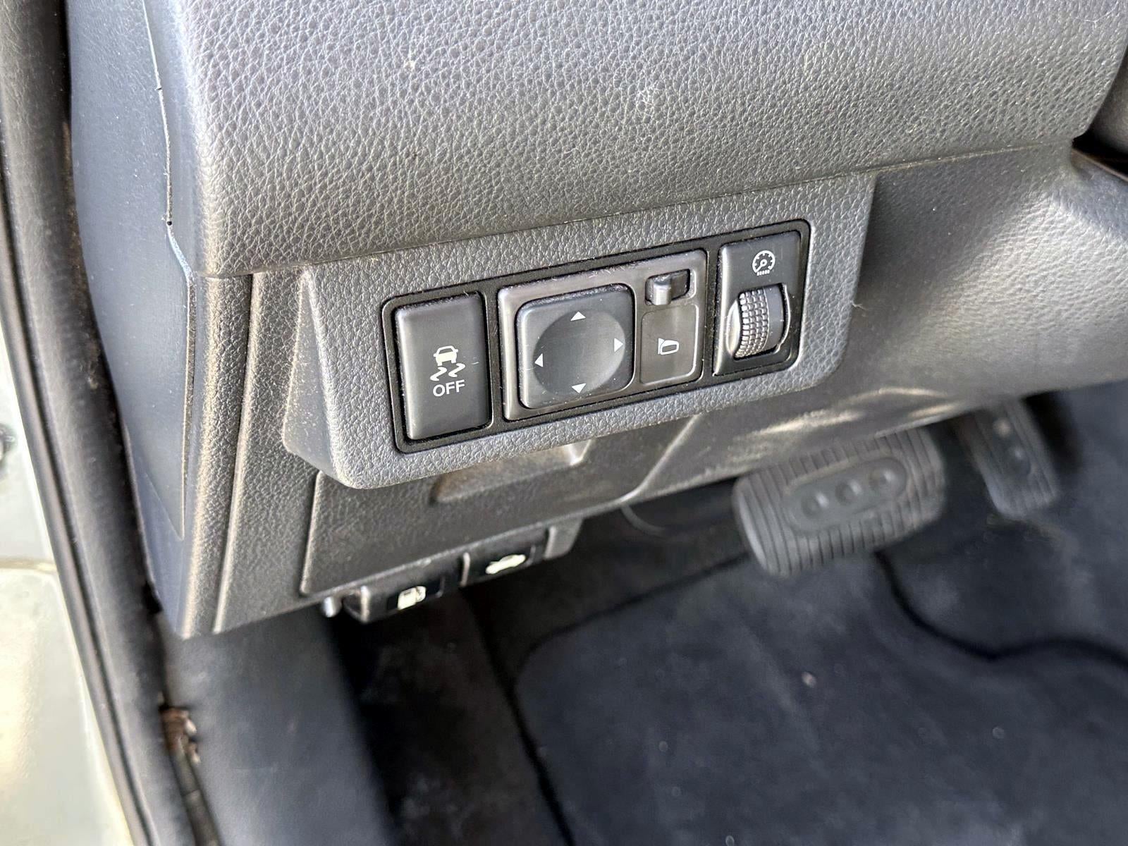 2010 Nissan Versa 1.8 S