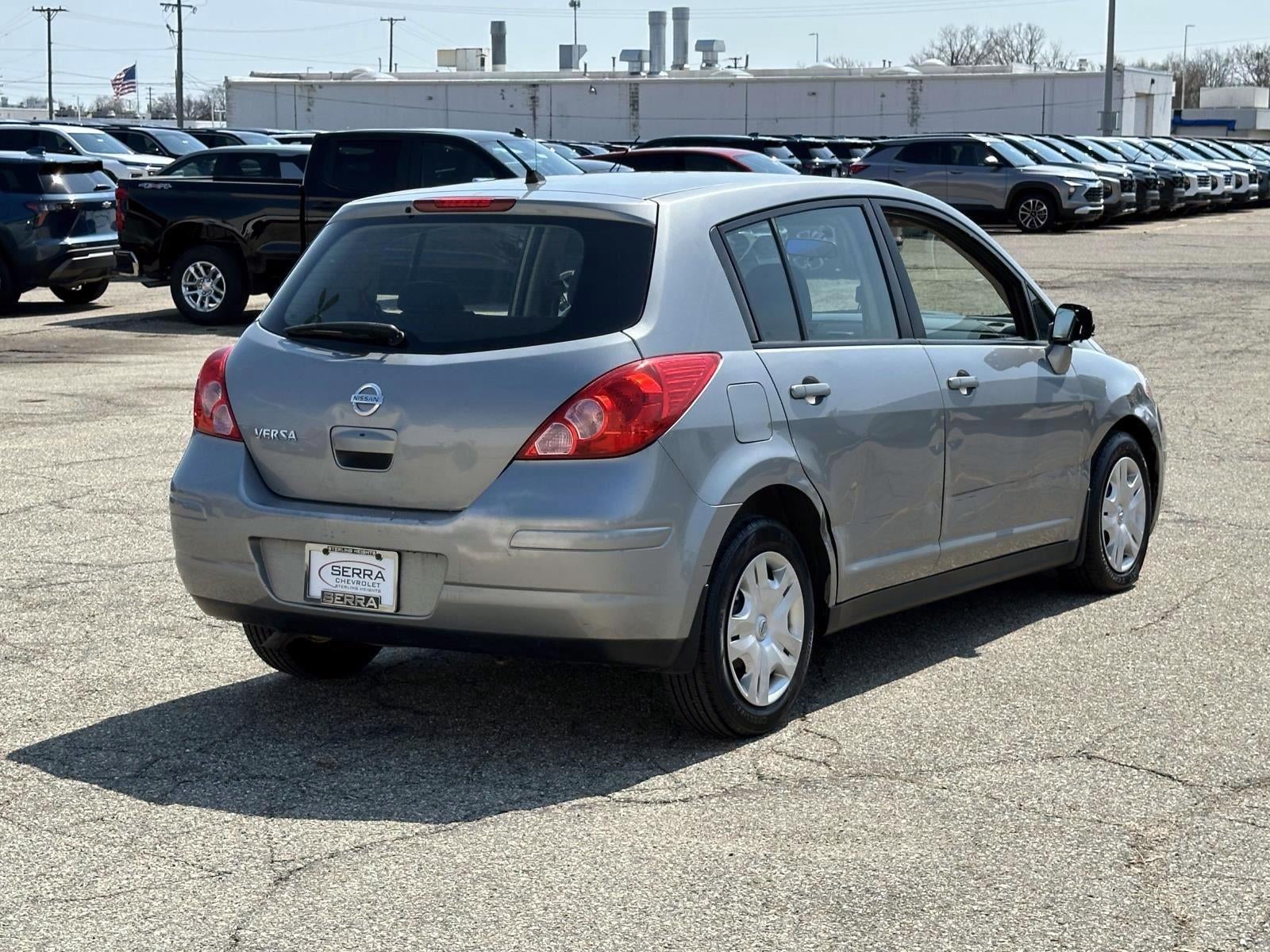 2010 Nissan Versa 1.8 S