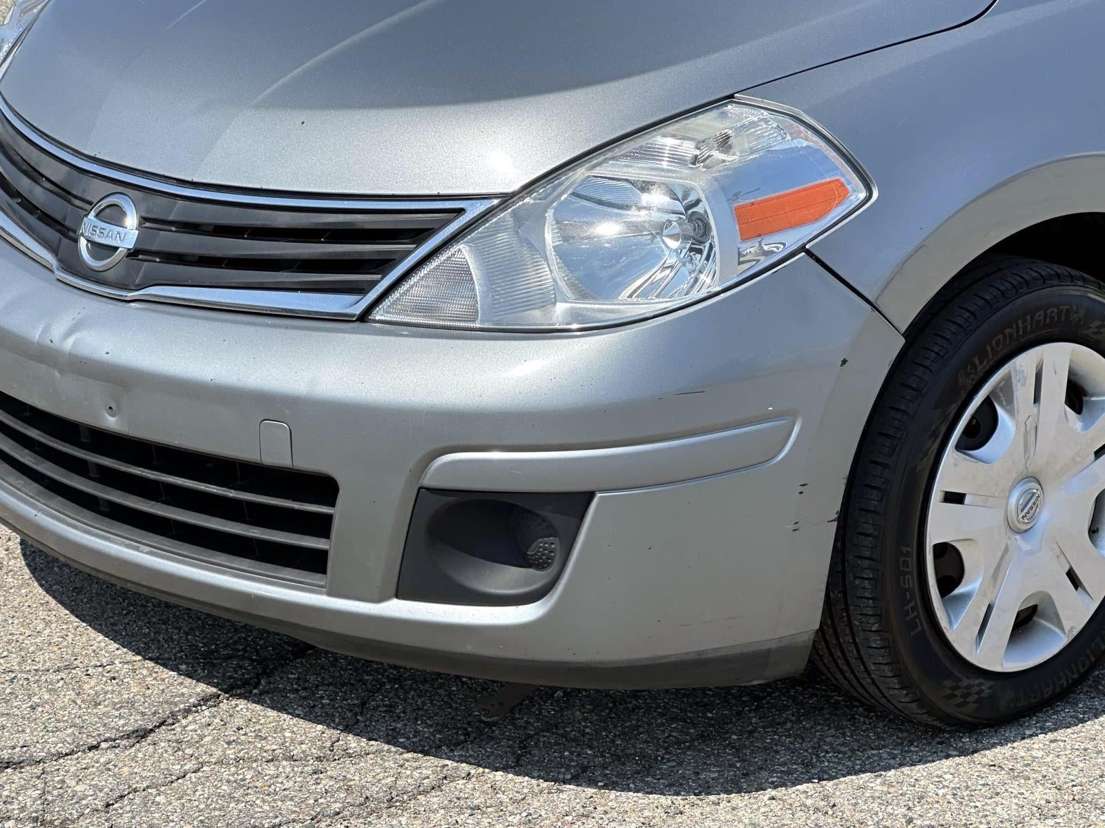 2010 Nissan Versa 1.8 S