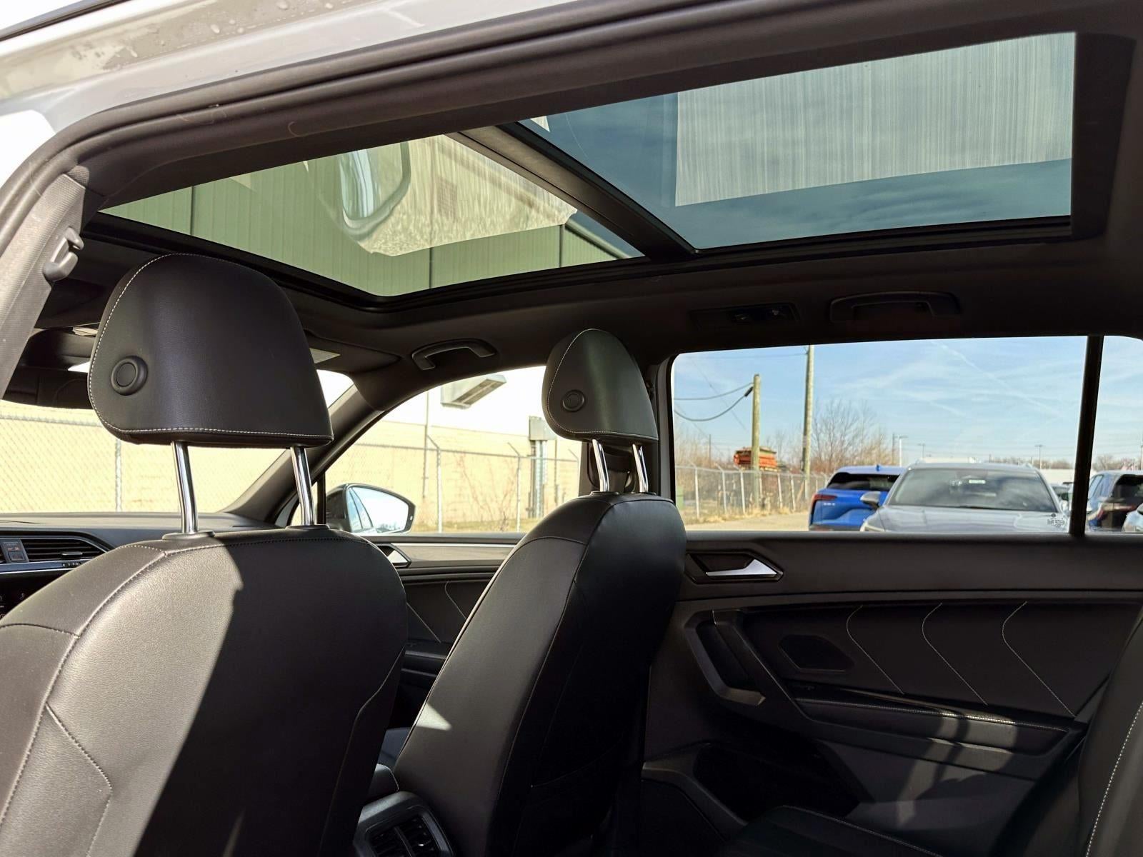 2022 Volkswagen Tiguan SE R-Line Black