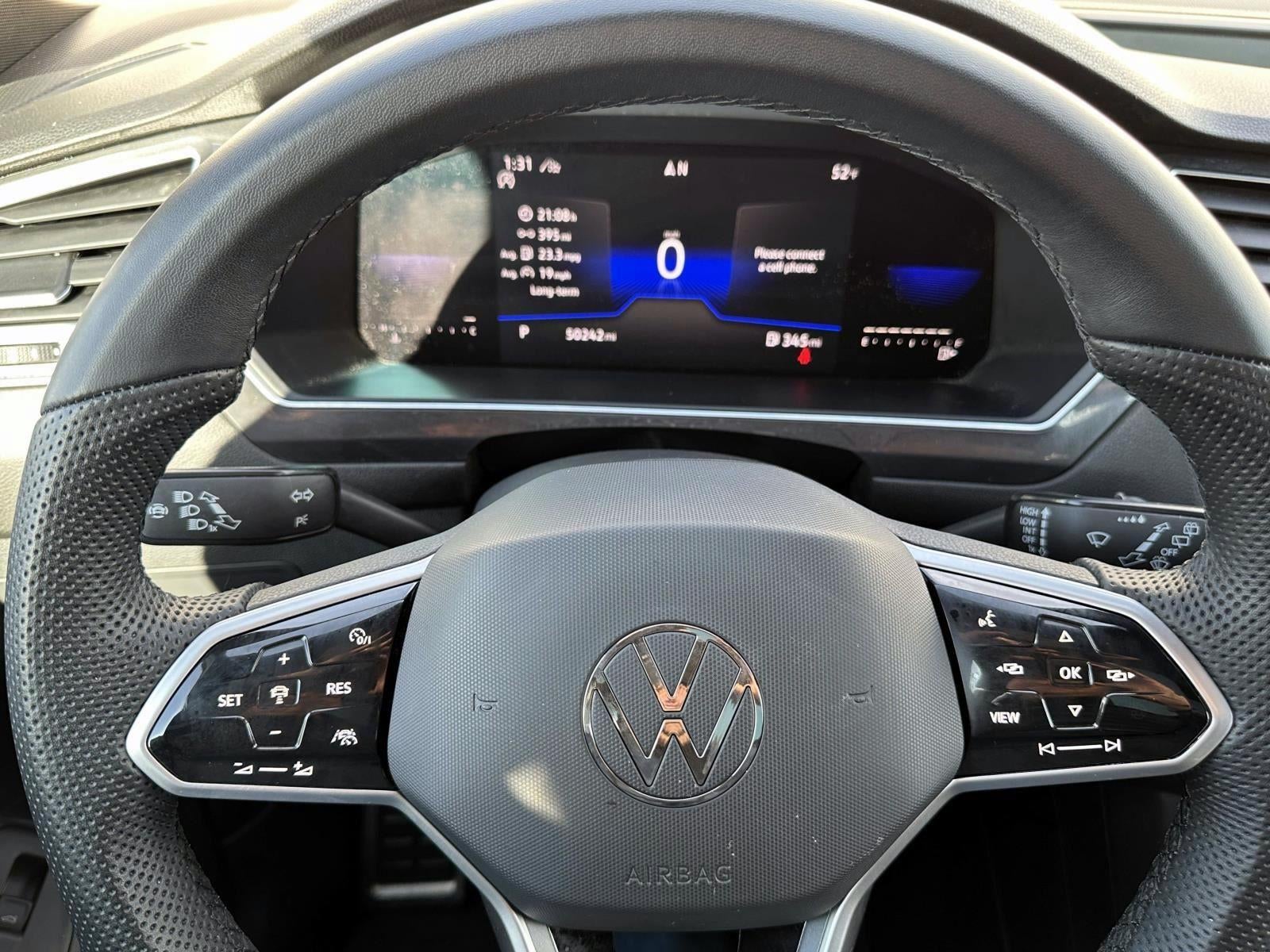 2022 Volkswagen Tiguan SE R-Line Black