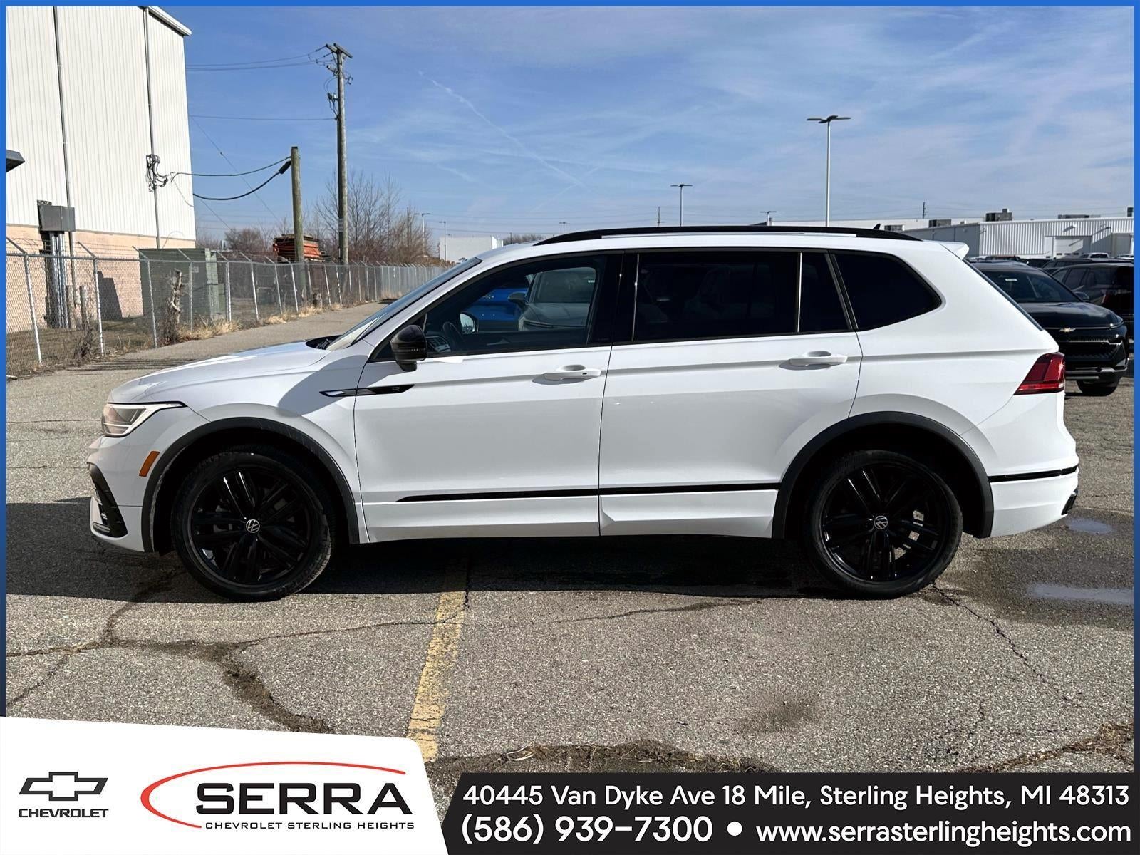 2022 Volkswagen Tiguan SE R-Line Black