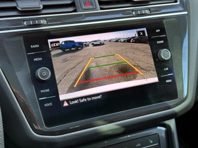 2022 Volkswagen Tiguan SE R-Line Black