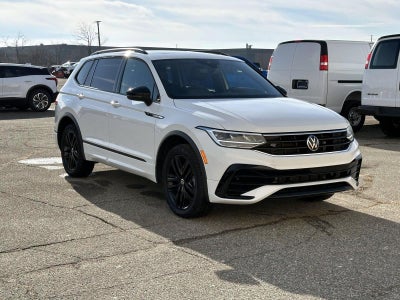 2022 Volkswagen Tiguan SE R-Line Black