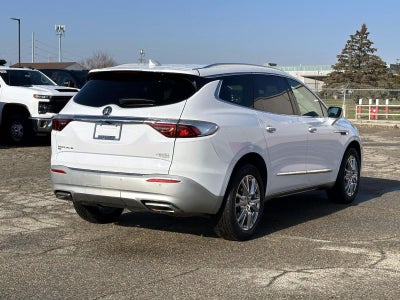 2023 Buick Enclave Essence