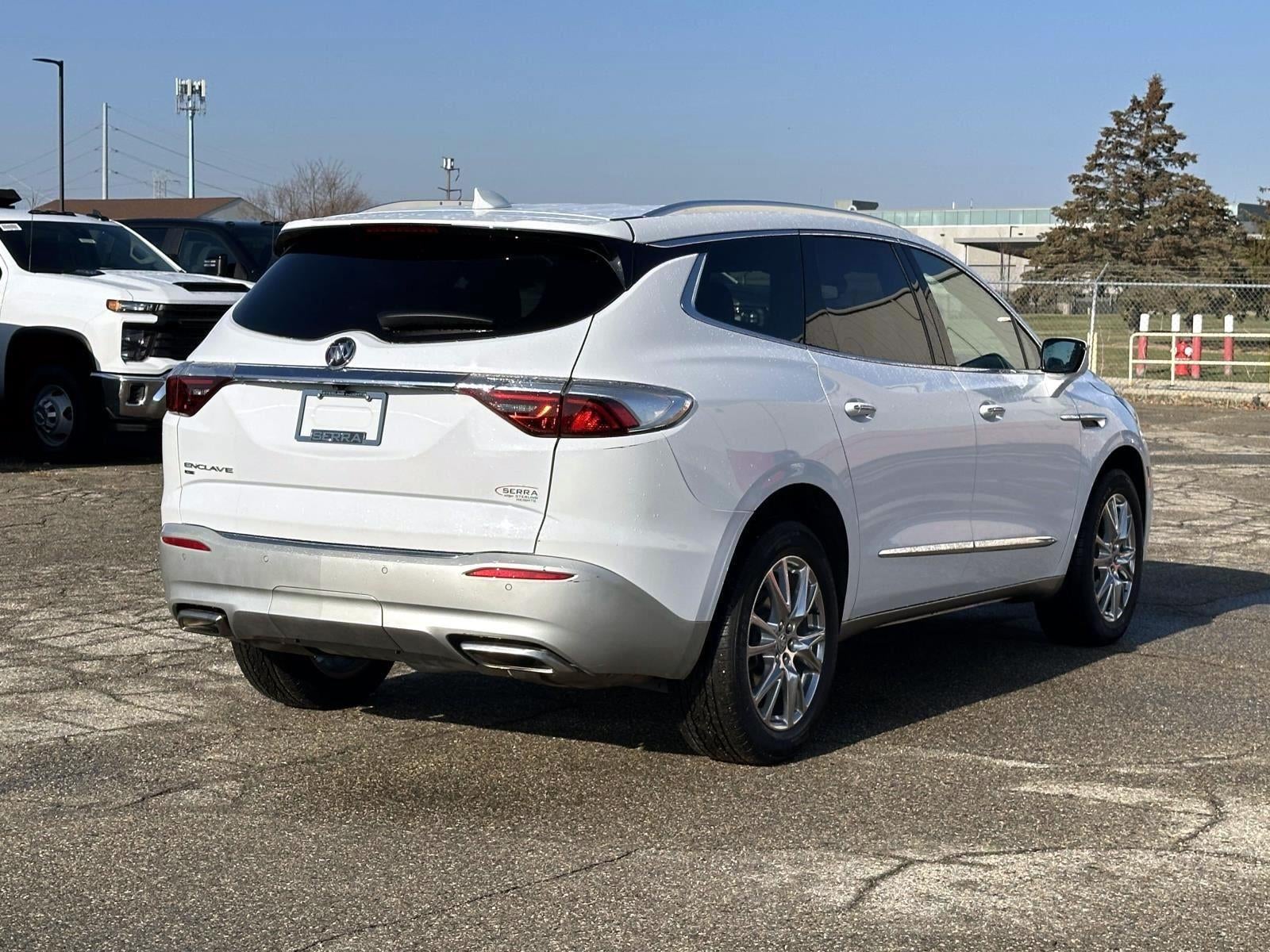 2023 Buick Enclave Essence