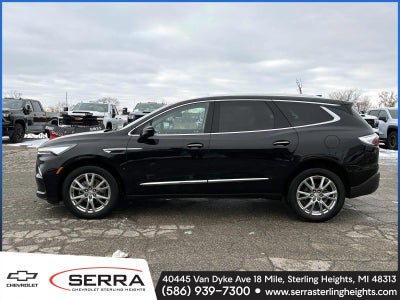 2023 Buick Enclave Essence
