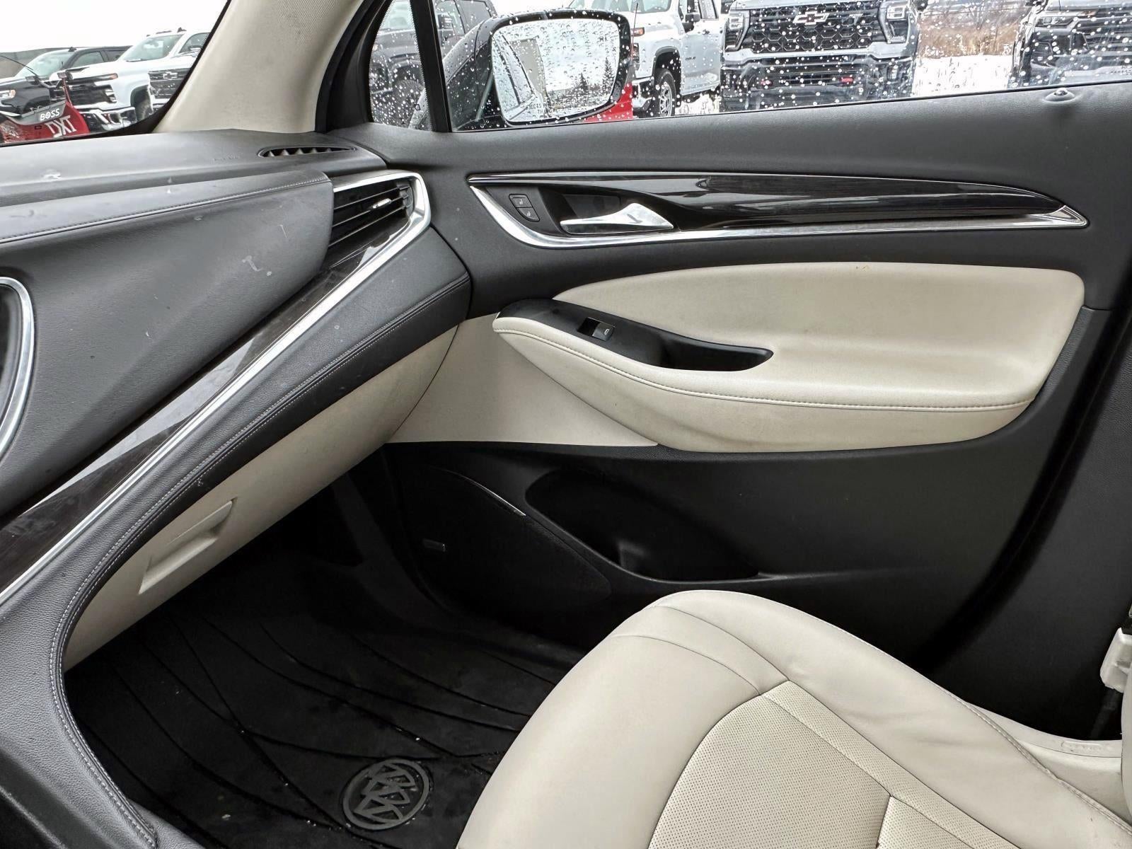 2023 Buick Enclave Essence