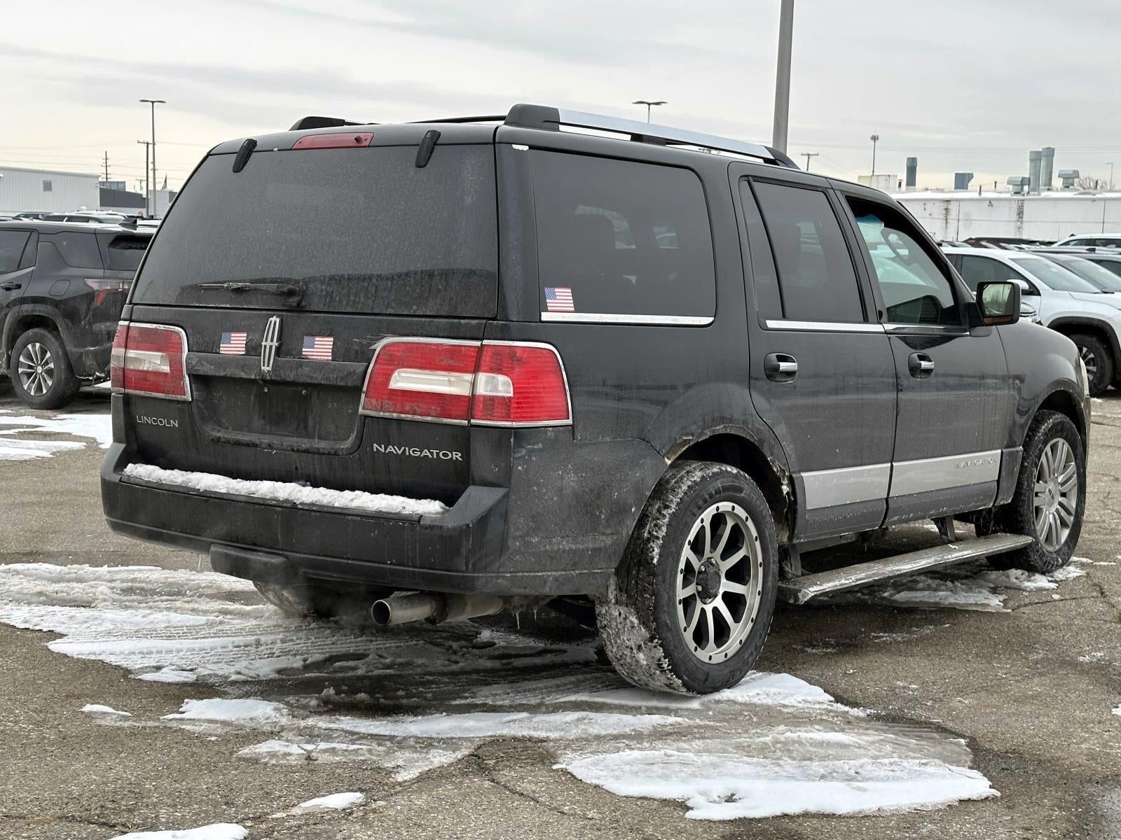 2008 Lincoln Navigator Base