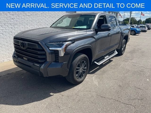 2024 Toyota Tundra 4WD SR5