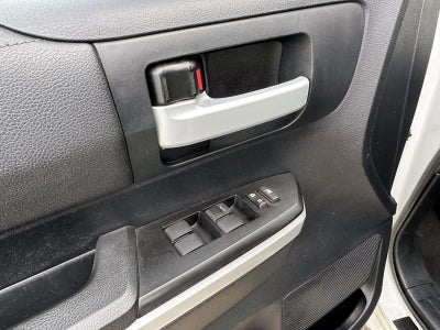 2014 Toyota Tundra SR5 5.7L V8