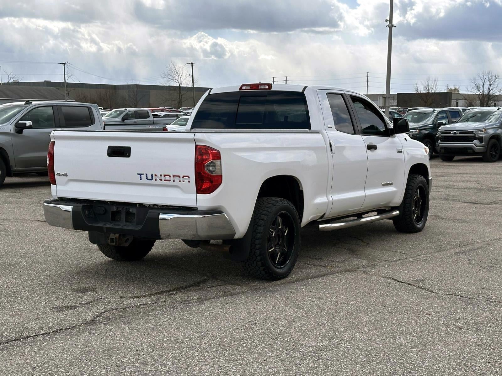 2014 Toyota Tundra SR5 5.7L V8
