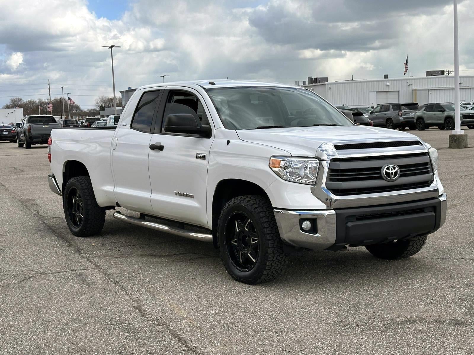 2014 Toyota Tundra SR5 5.7L V8