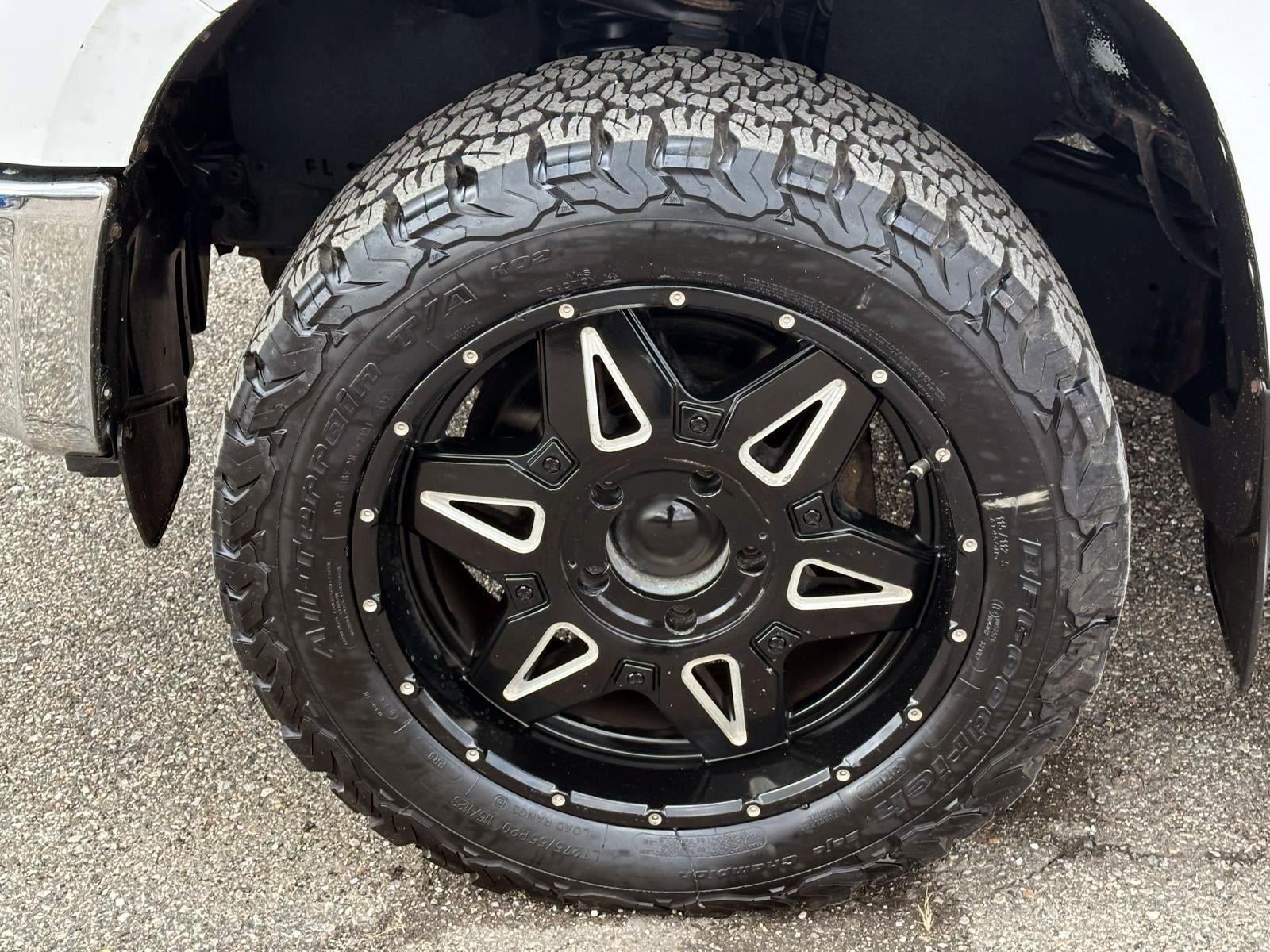 2014 Toyota Tundra SR5 5.7L V8