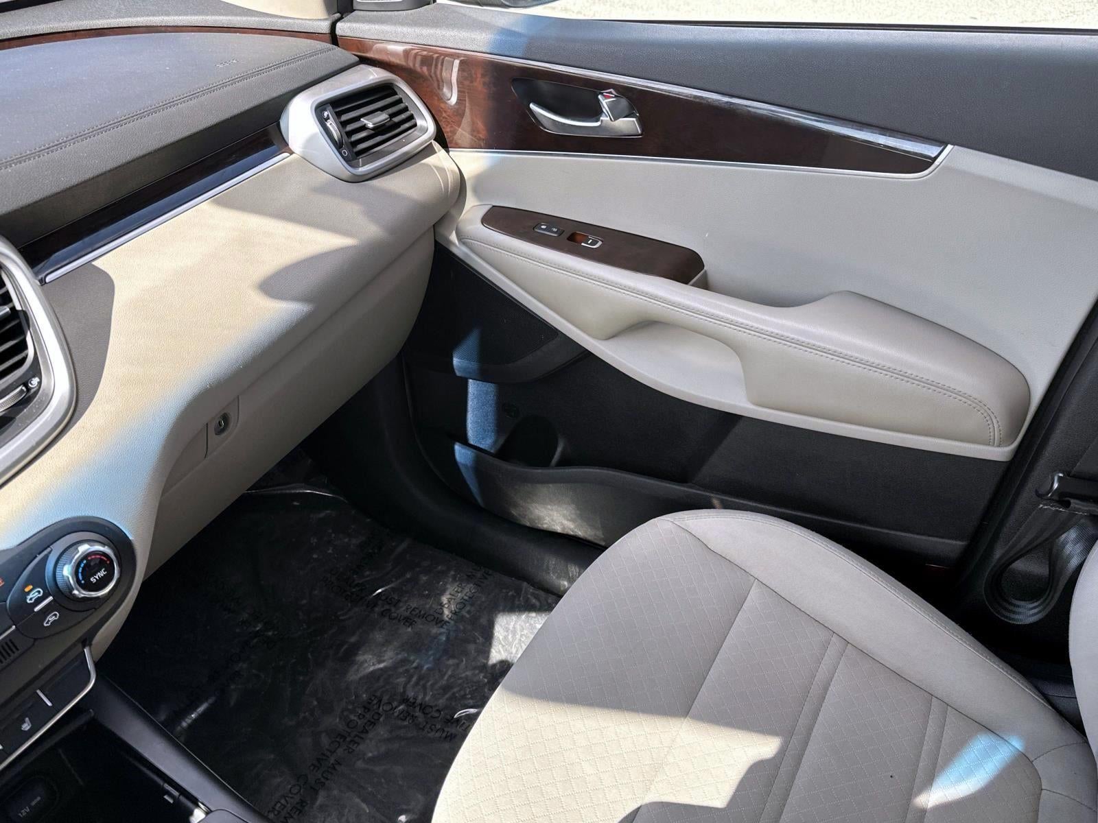 2018 Kia Sorento 2.4L LX