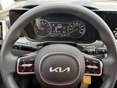 2023 Kia Sorento LX