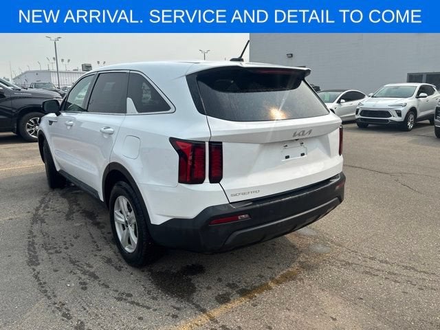 2023 Kia Sorento LX