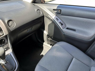 2007 Pontiac Vibe Base