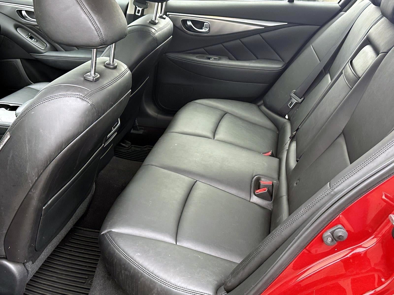 2015 INFINITI Q50 Premium