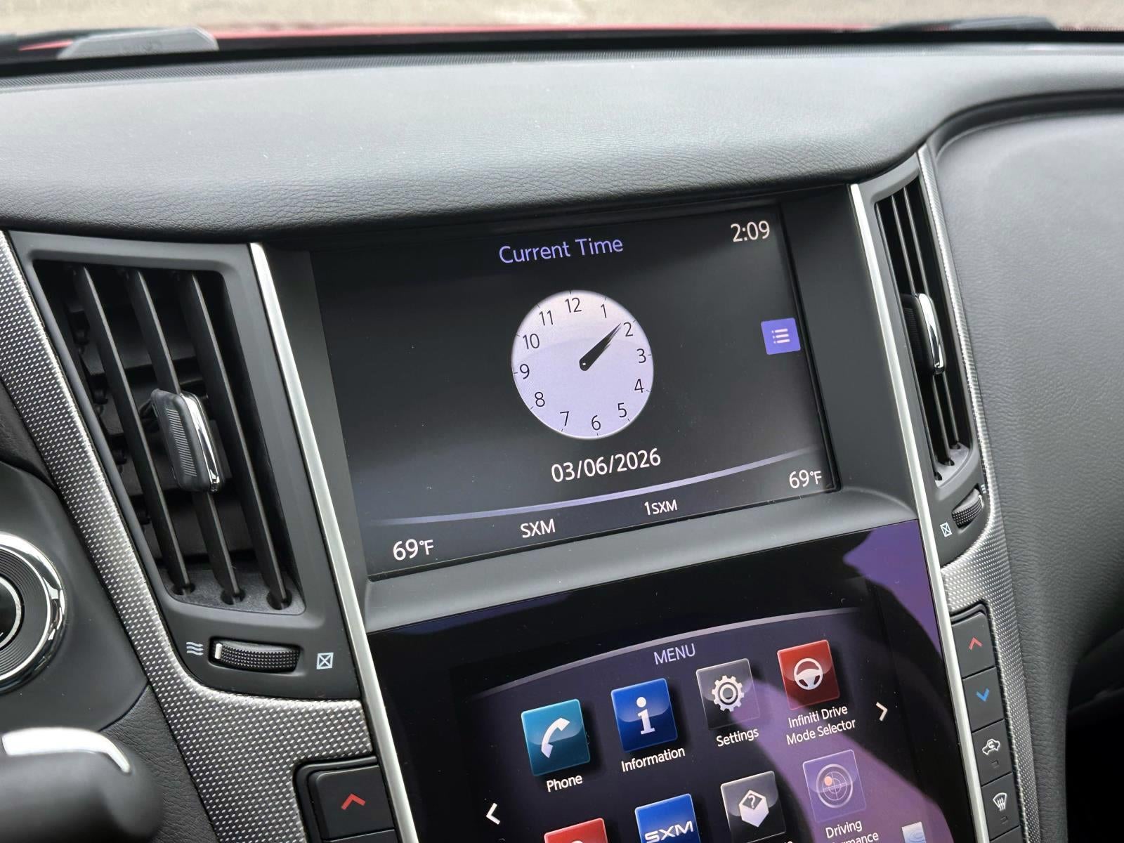 2015 INFINITI Q50 Premium