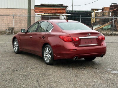 2015 INFINITI Q50 Premium