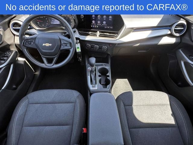 2024 Chevrolet Trax LS - Photo 14