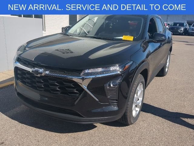 2024 Chevrolet Trax LS's photo