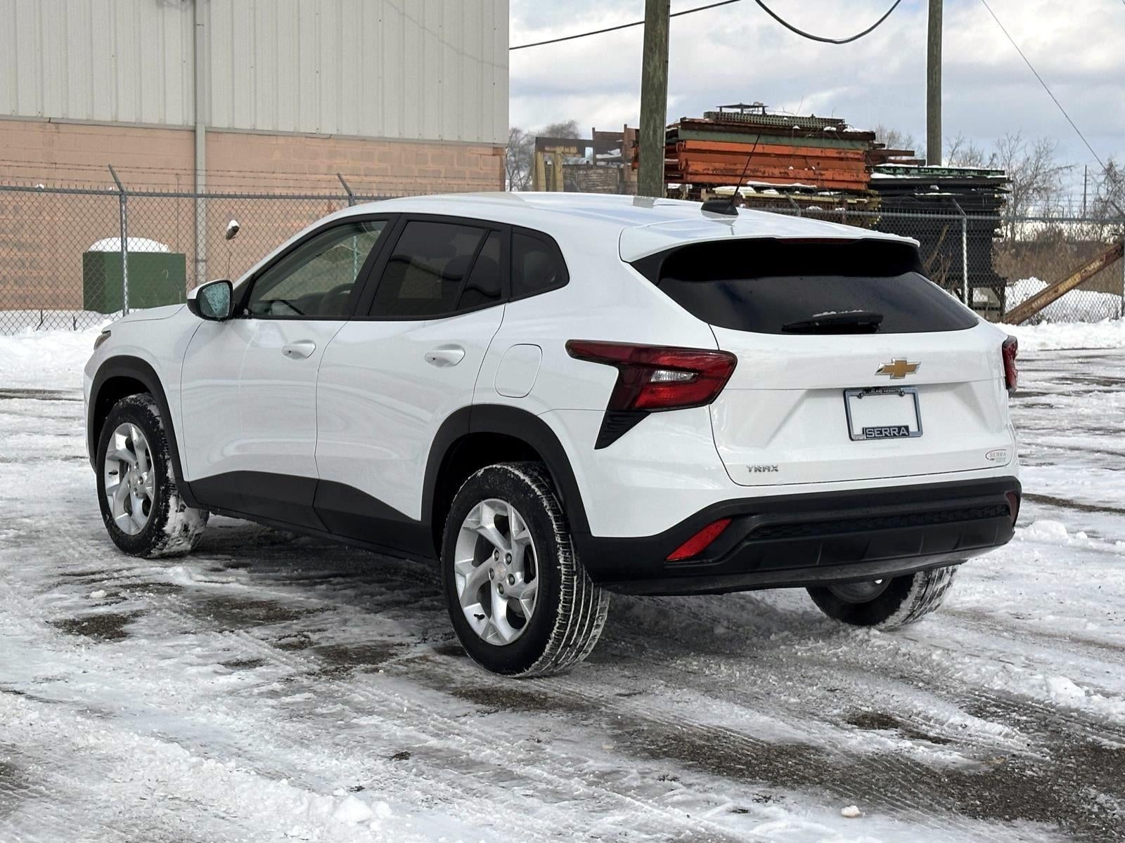 2024 Chevrolet Trax LS