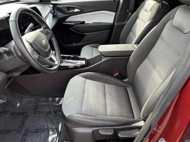 2024 Chevrolet Trax LT - Photo 19