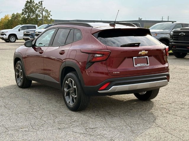 2024 Chevrolet Trax LT - Photo 6