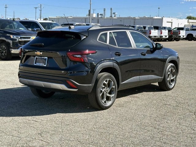 2024 Chevrolet Trax LT - Photo 7