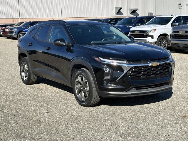 2024 Chevrolet Trax LT - Photo 8