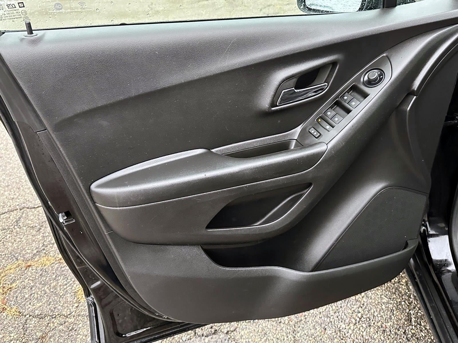 2022 Chevrolet Trax LS