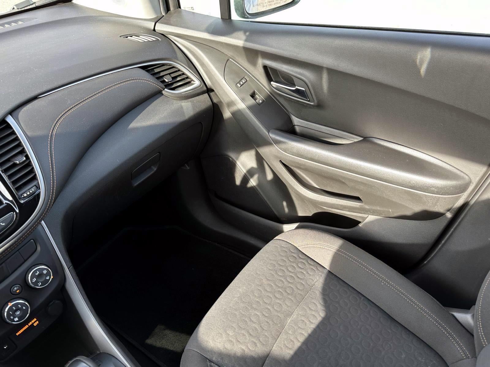 2022 Chevrolet Trax LS