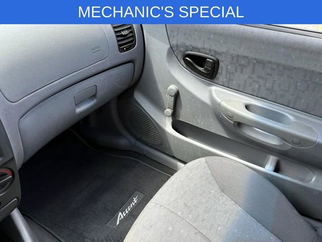 2003 Hyundai Accent GL