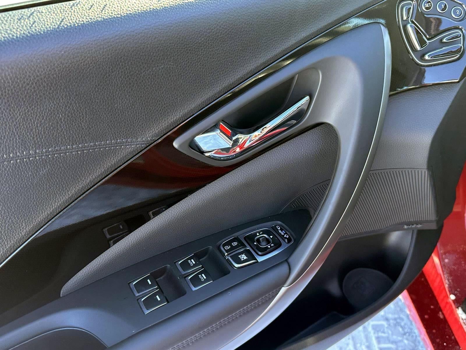 2015 Hyundai Azera 4DR SDN